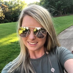 Meet your Posher, Brittany